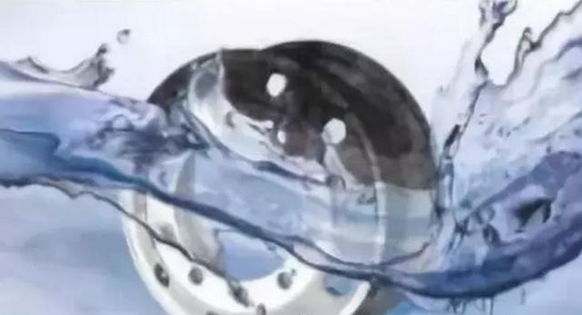 鑄造與(yu)鍛造的(de)區别，90%的(de)車友都(dōu)不知道(dào)