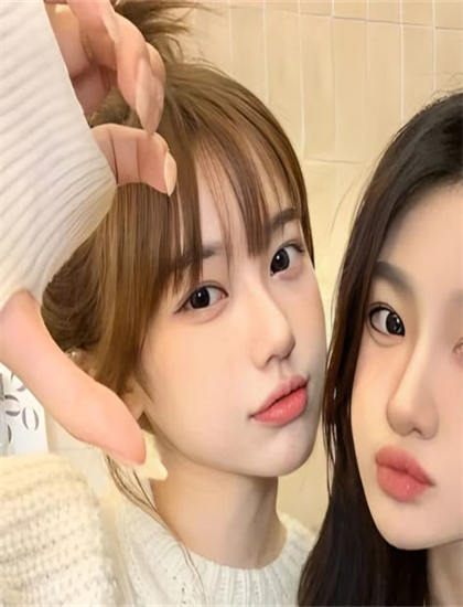 《培乐多彩泥创意秀》主角分析：角色塑造与成长轨迹